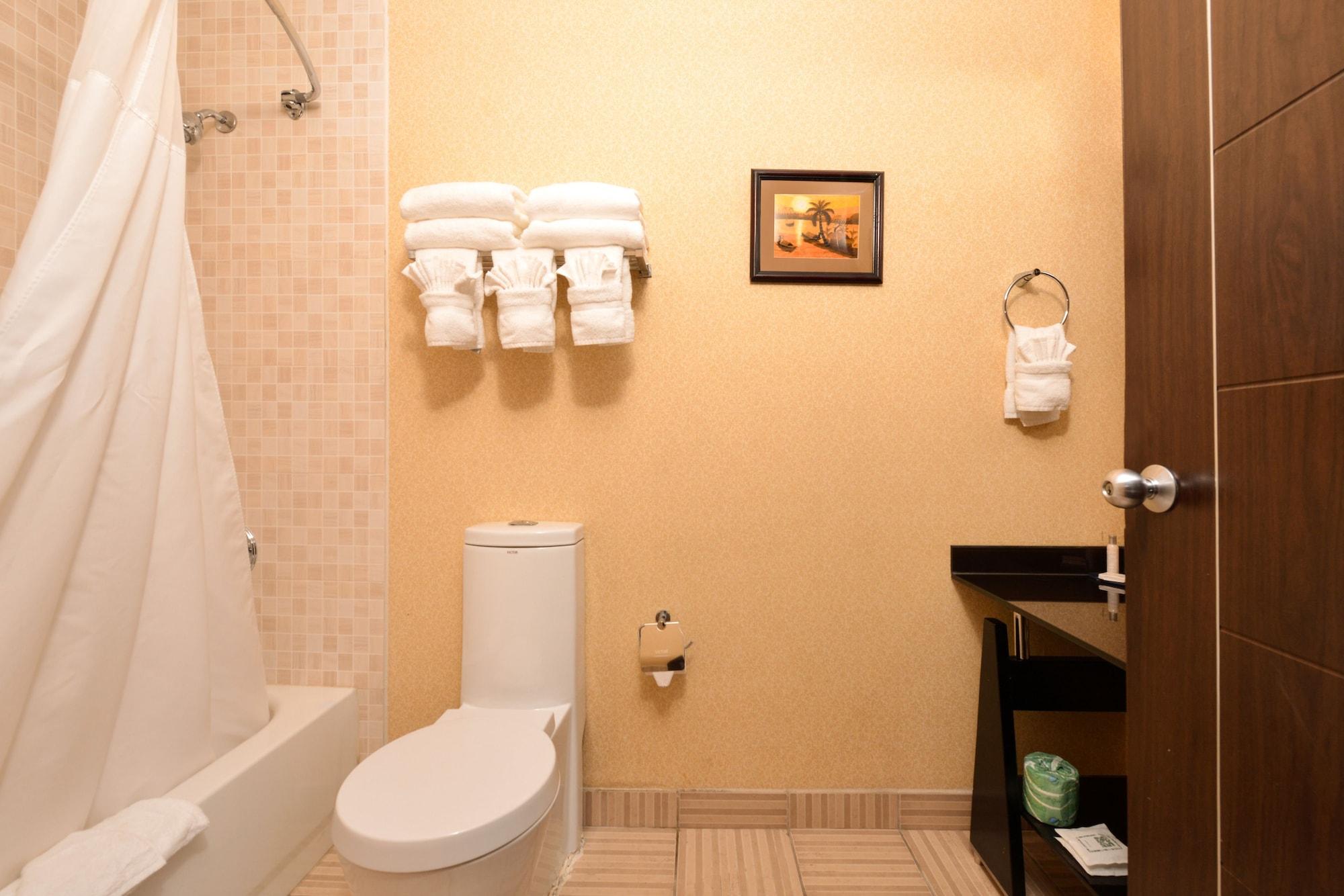 Baltimore Plaza Hotel 外观 照片