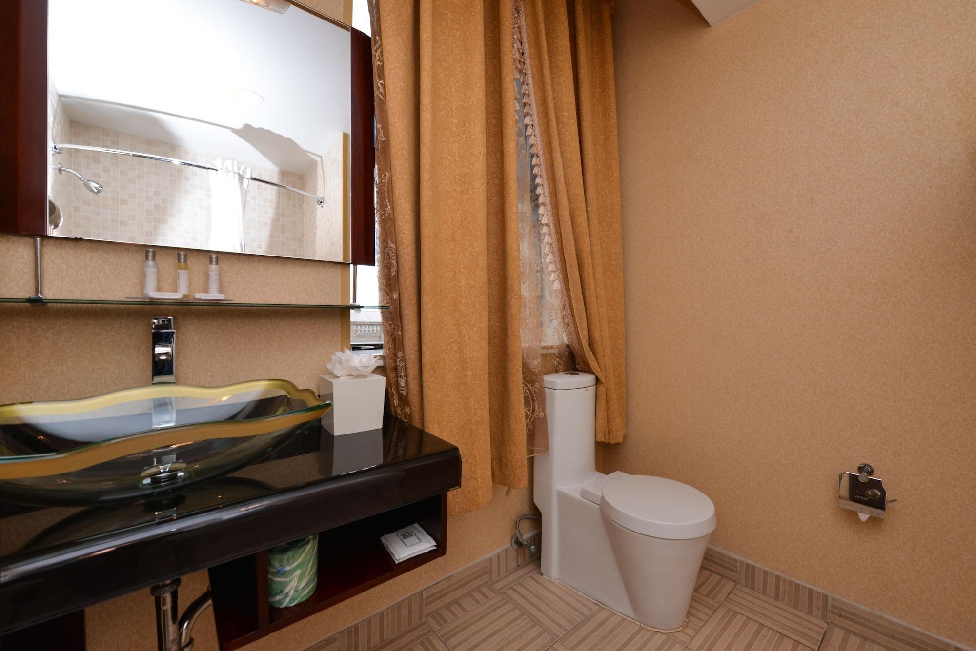 Baltimore Plaza Hotel 外观 照片
