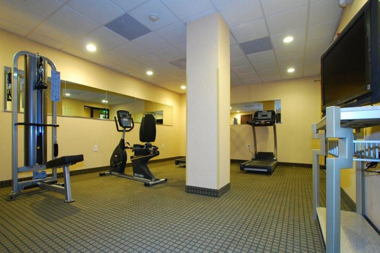 Baltimore Plaza Hotel 外观 照片
