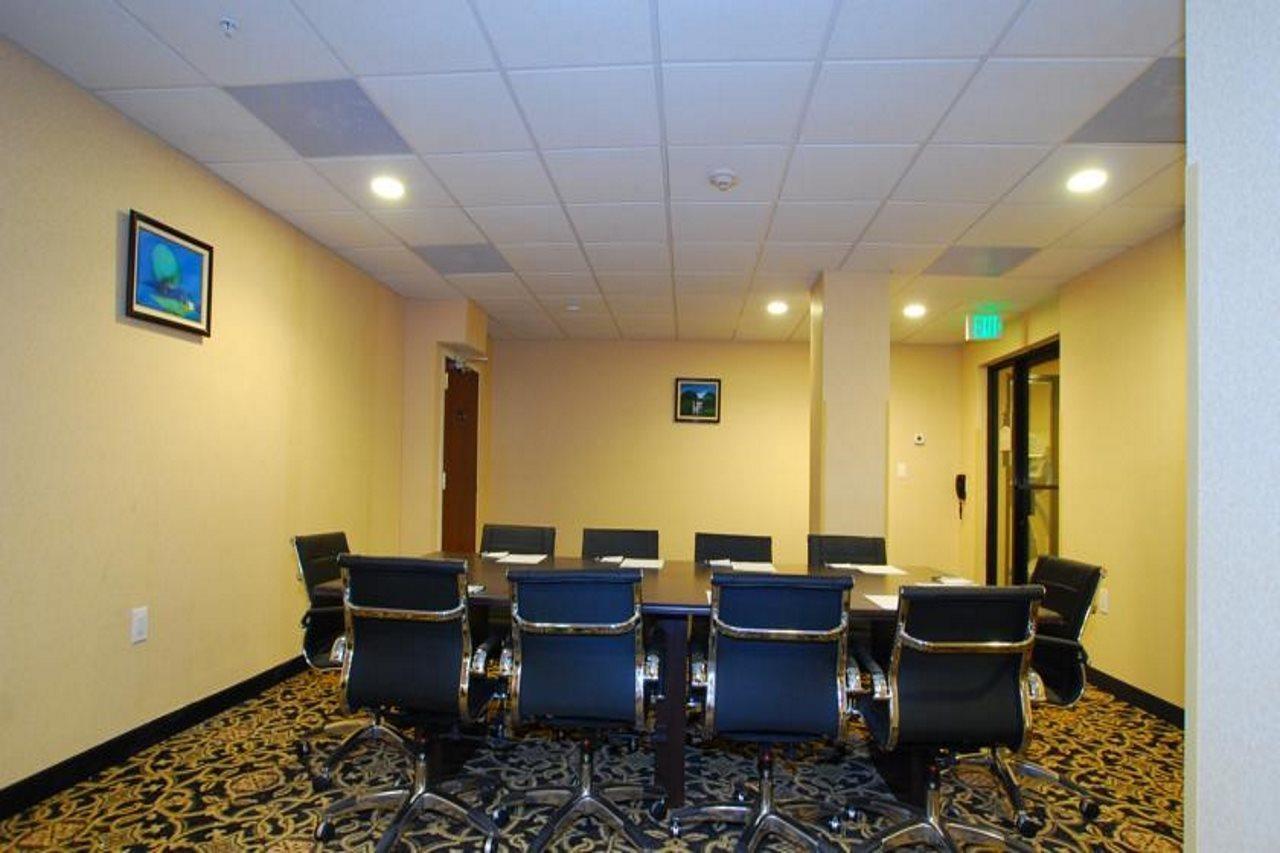 Baltimore Plaza Hotel 外观 照片