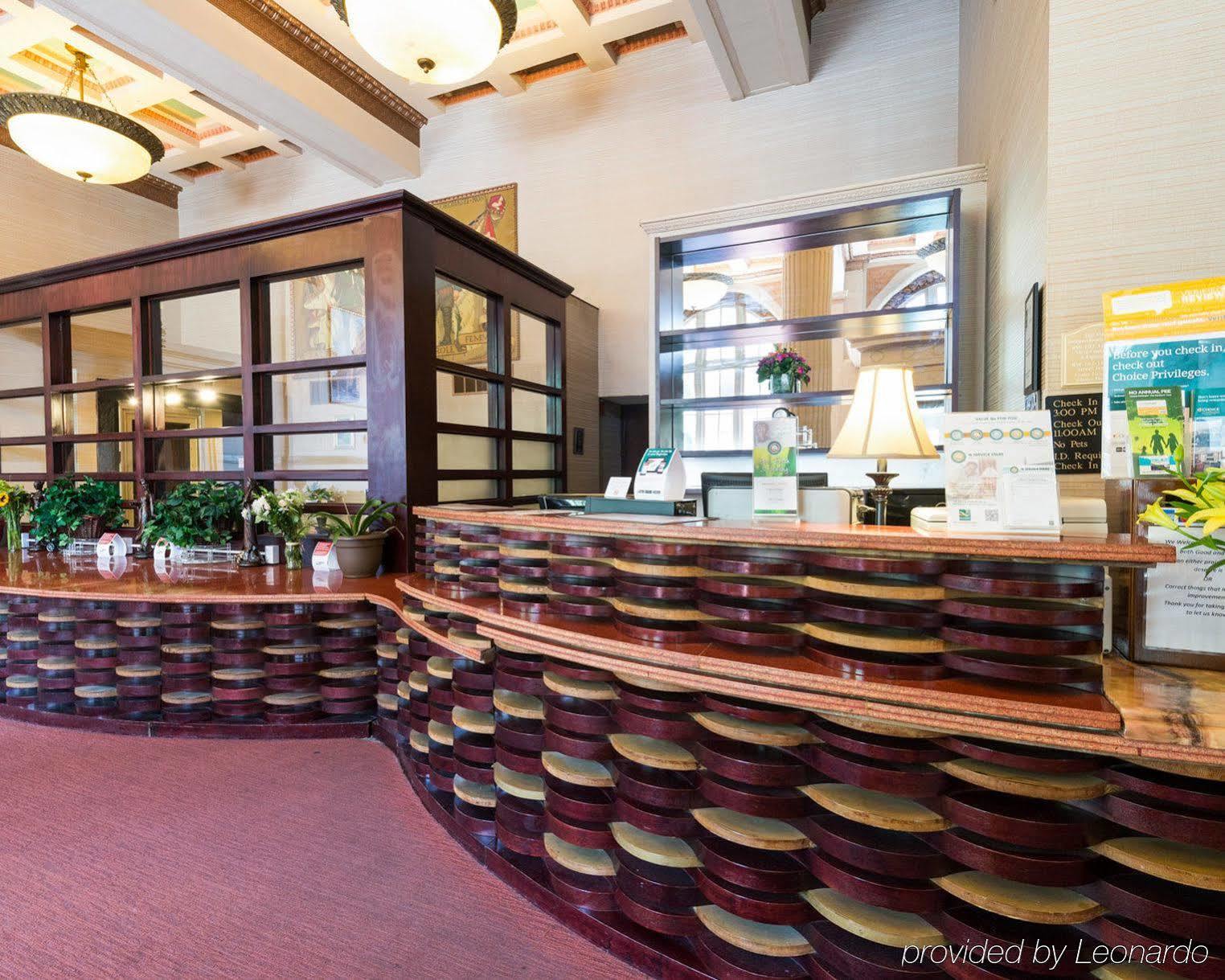 Baltimore Plaza Hotel 外观 照片