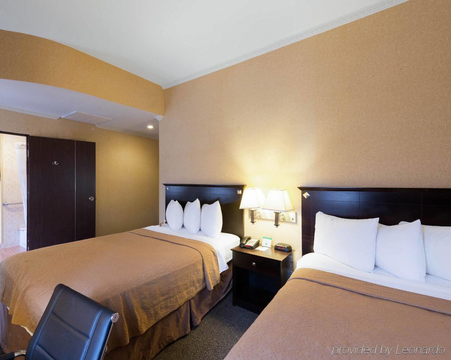 Baltimore Plaza Hotel 外观 照片