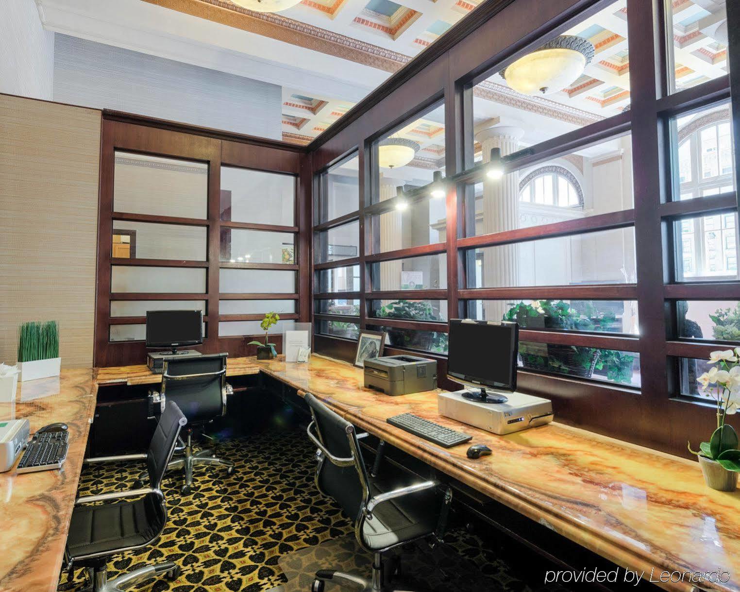 Baltimore Plaza Hotel 外观 照片